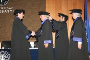 Dr. Valenzuela received the degree of Doctor Scientiae et Honoris Causa by Universidad San Sebastián last Thursday December 10th.