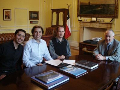 Cristian Hernandez (Fundacion), Filippo Pacciarini (Bionexa), Matt Brown (Nature Network), Rafael Moreno (Chilean Ambassador for the United Kingdom).